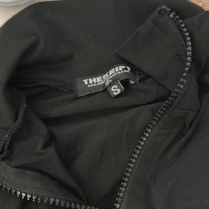 Barely worn crop zip neck top